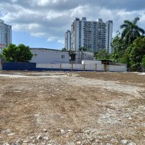 Propiedad comercial en Pueblo Nuevo Panamá con terreno de 2,097 metros cuadrados.