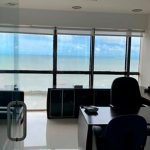 Amplio Local para oficinas en Edificio Torre PH BAC