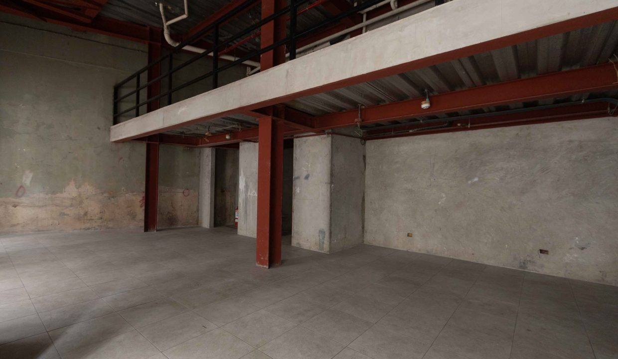 Local comercial L'Esplanade (2)