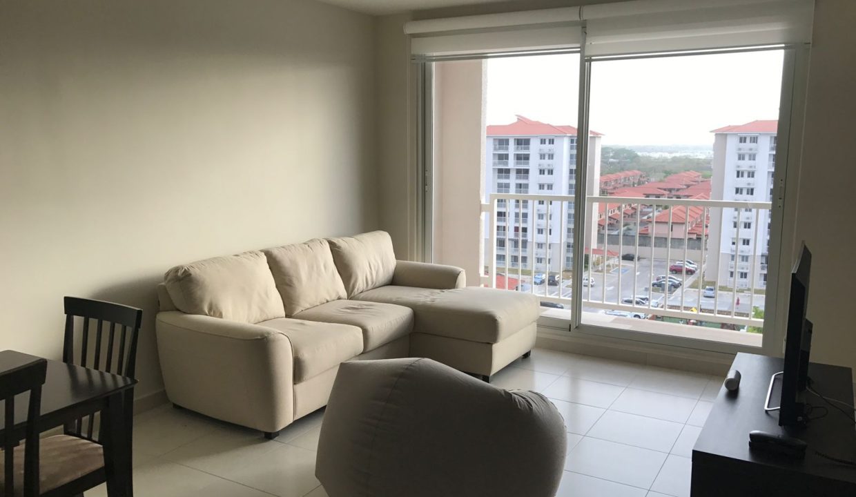 Vendo apartamento en Torres de Versalles Panamá