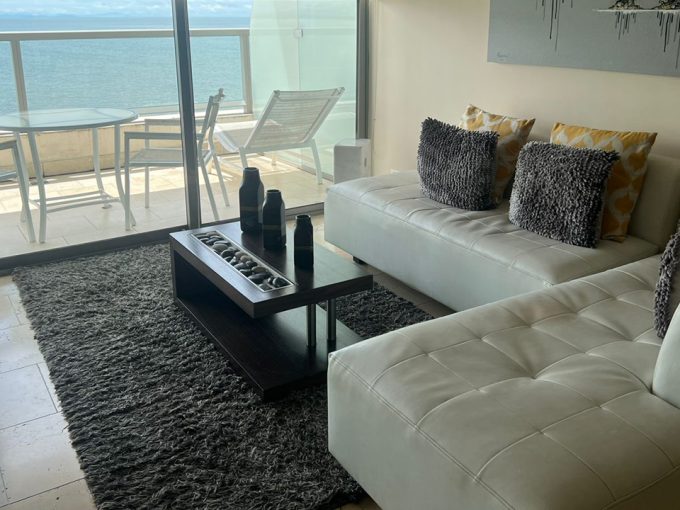 Vendo Apartamento en JW Marriot (Trump)