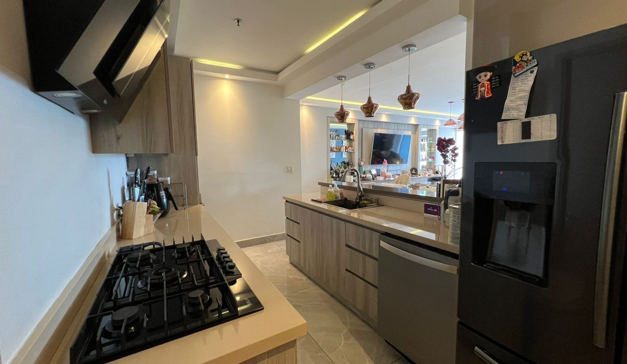 5bb165fb-b517-48a4-8fd8-5d6c18fef918