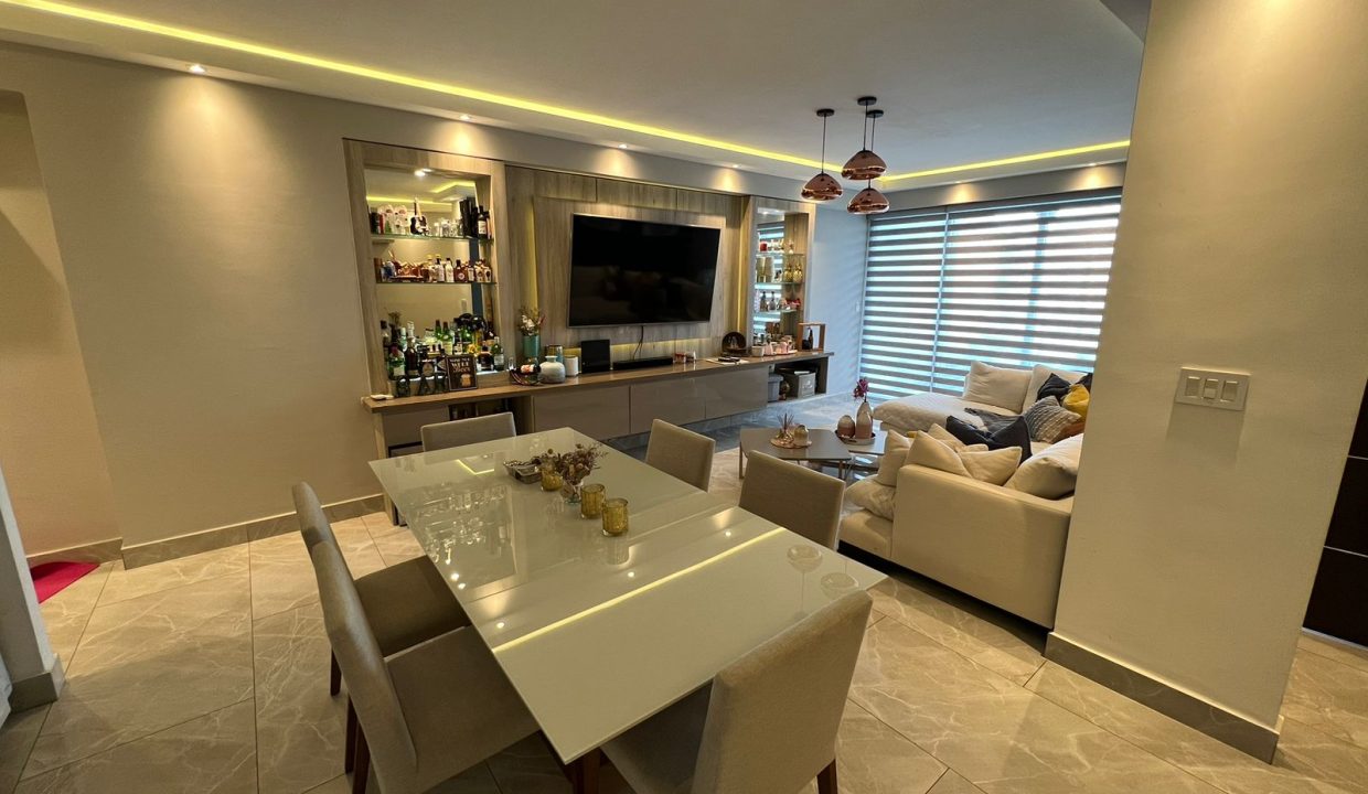 7a95351b-68c5-41a0-afb8-c5632cf1e096