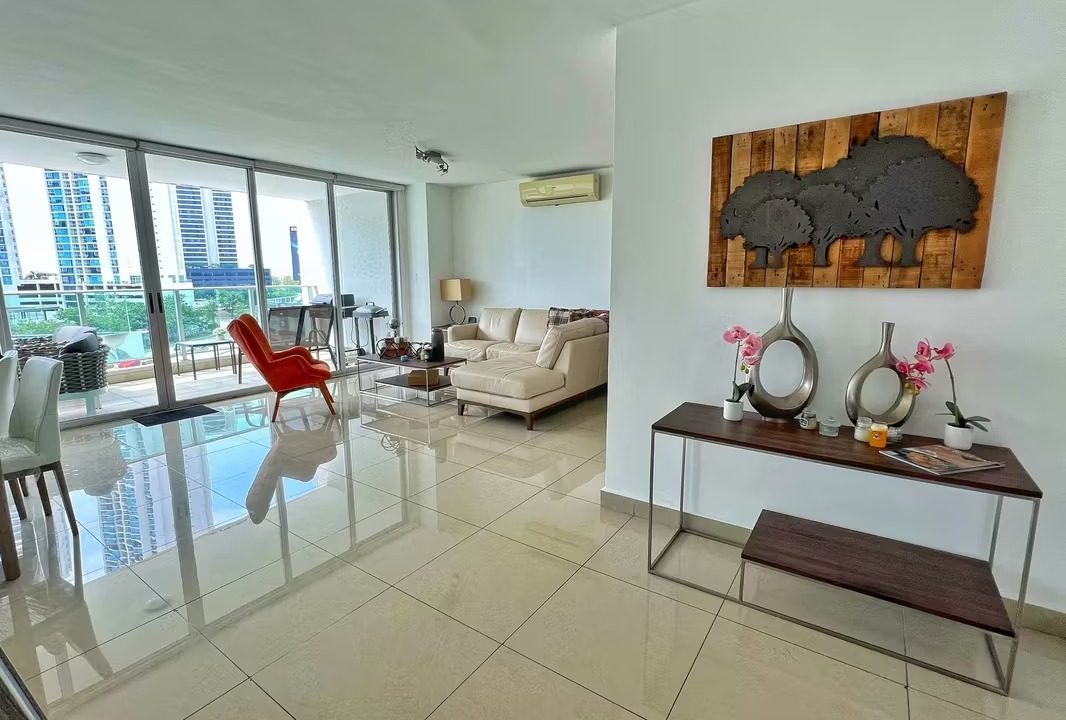 Vendo Apartamento en Costa del Este