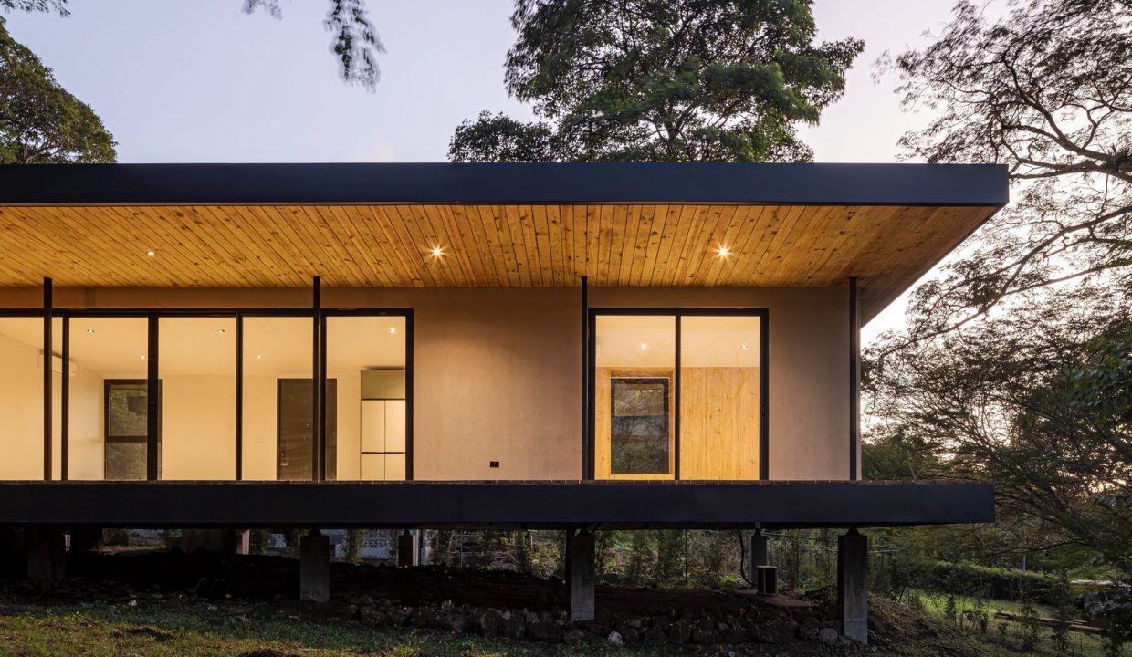 6a51f882-8911-4f6e-90bd-4533e4efe34f