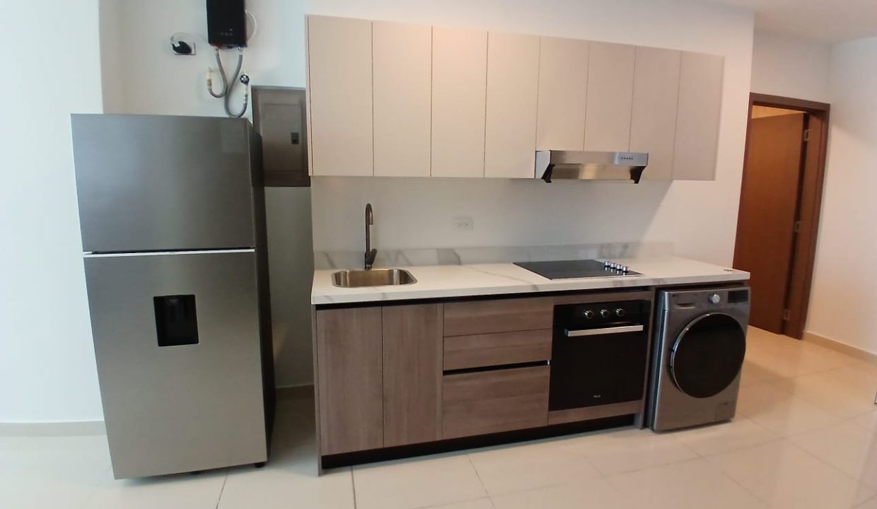 Alquilo apartamento en Costa del Este