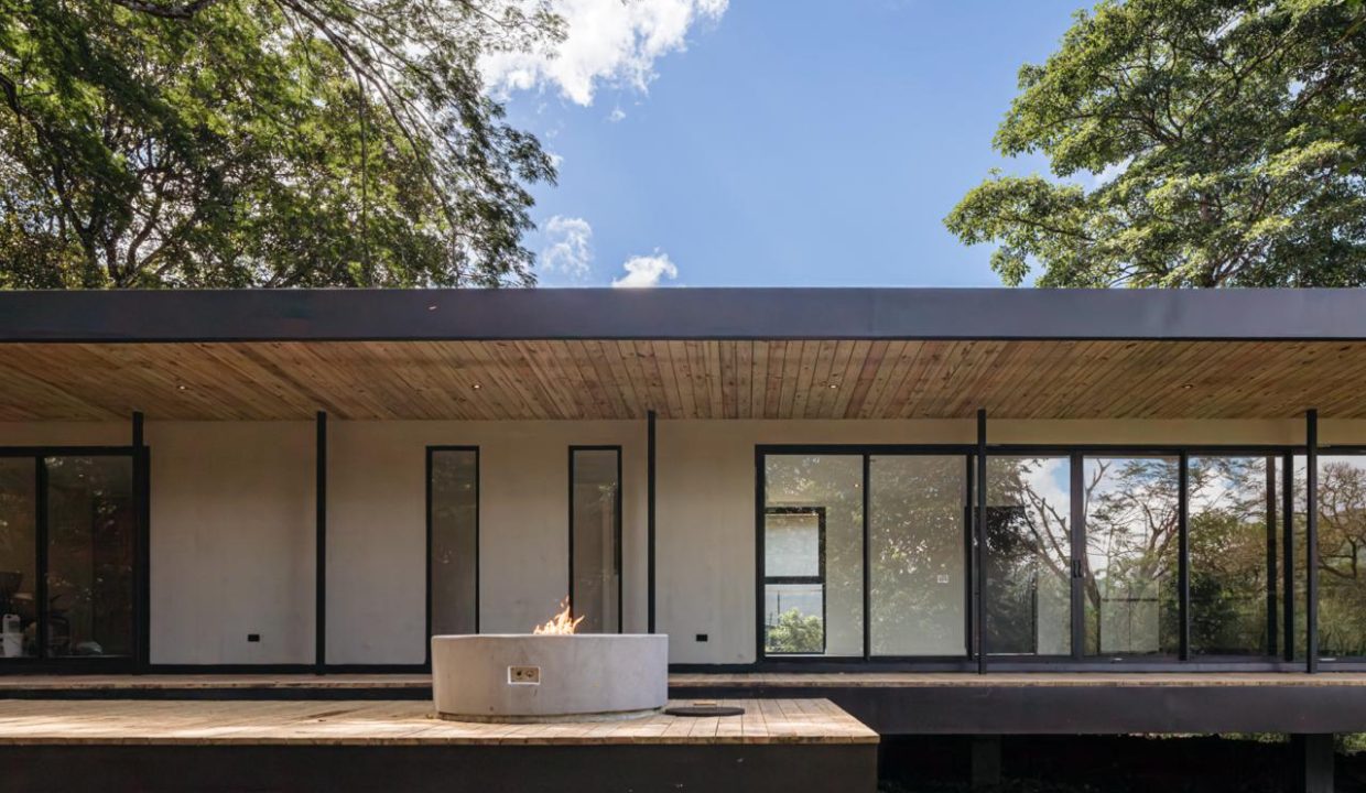 84c4afea-bfe3-4c53-916a-f30a5f53029d