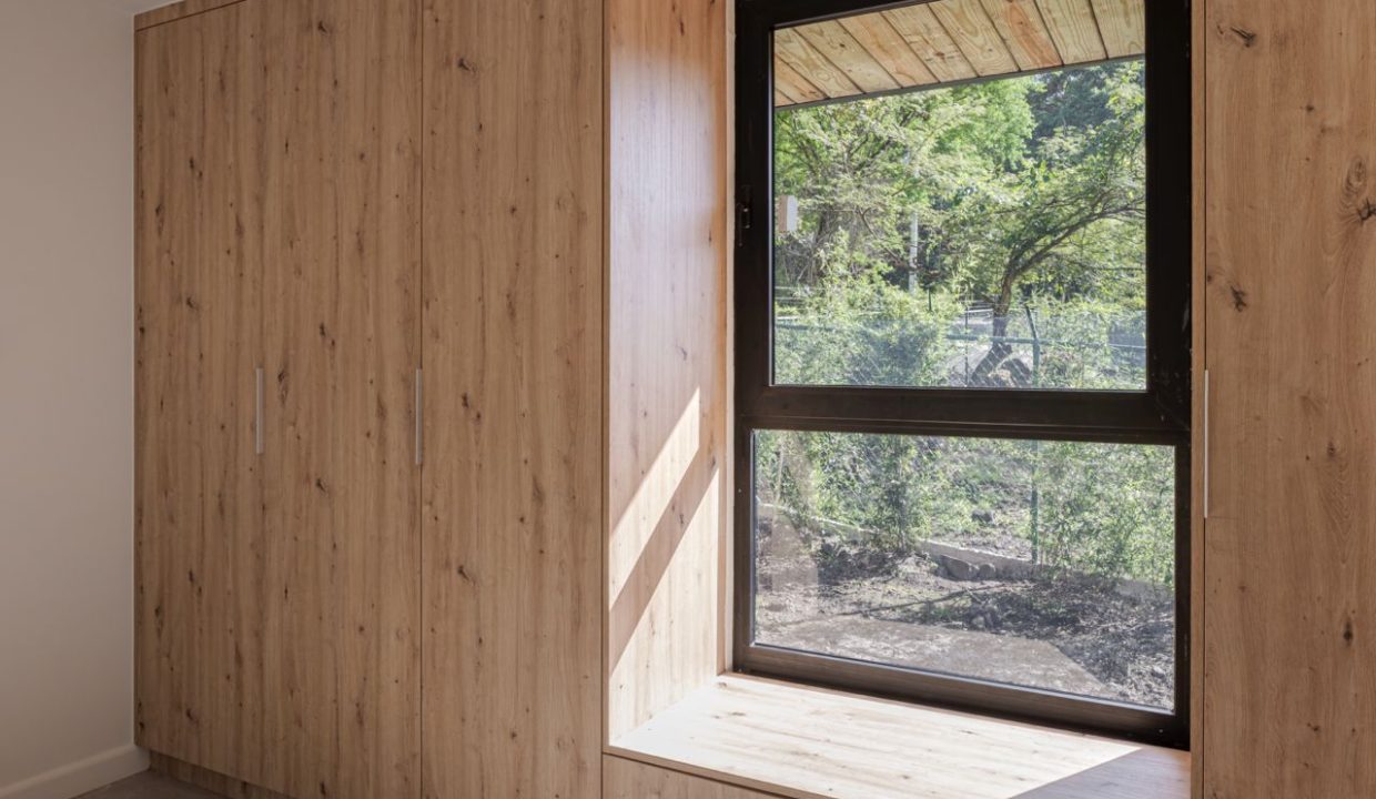 e90ab1eb-634d-44a4-a90d-653f377a8c7e