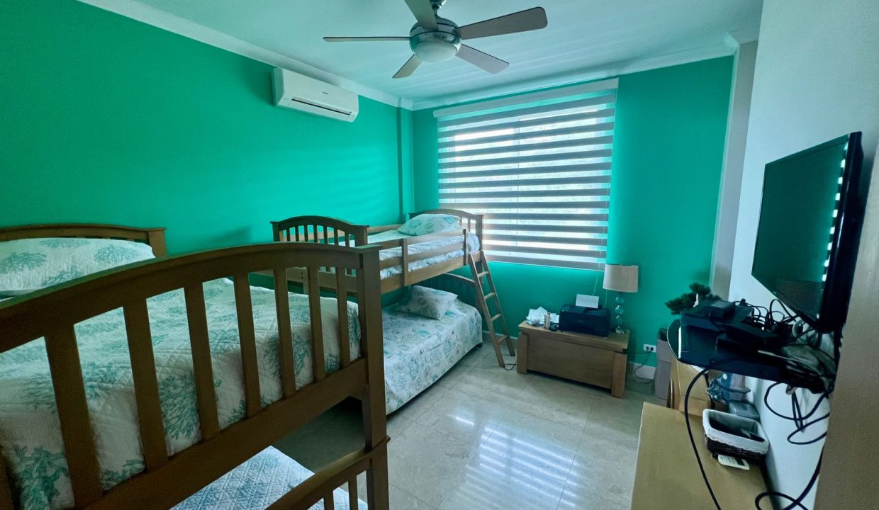 f3a2b2d2-cb96-44db-a850-4bc8f8dd3a7f