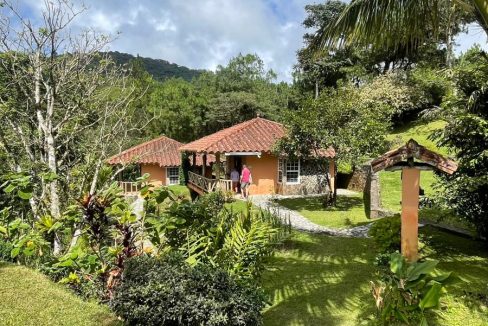 Vendo hermosa casa en la montaña Altos del María