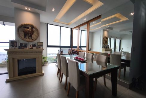 Alquilo lujoso apartamento en Coco del Mar