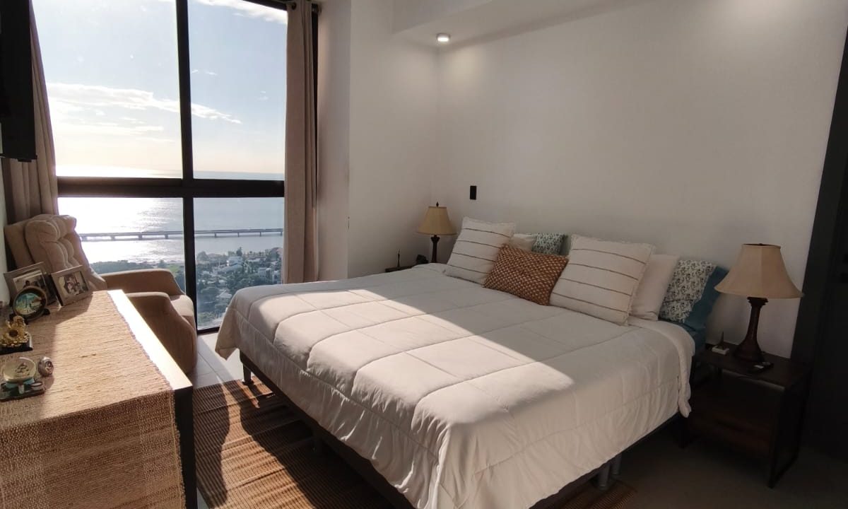 Alquilo lujoso apartamento en Coco del Mar