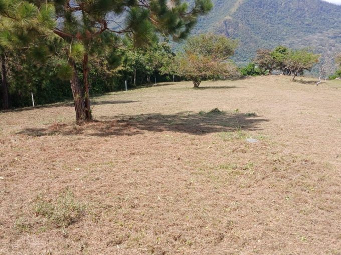 Vendo espectacular lote an Altos del María