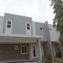 Vendo casas en Brisas del Golf, PH. Victoria